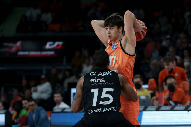 徐筱凡的成 徐筱凡的成