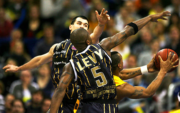 为球队赢得 为球队赢得